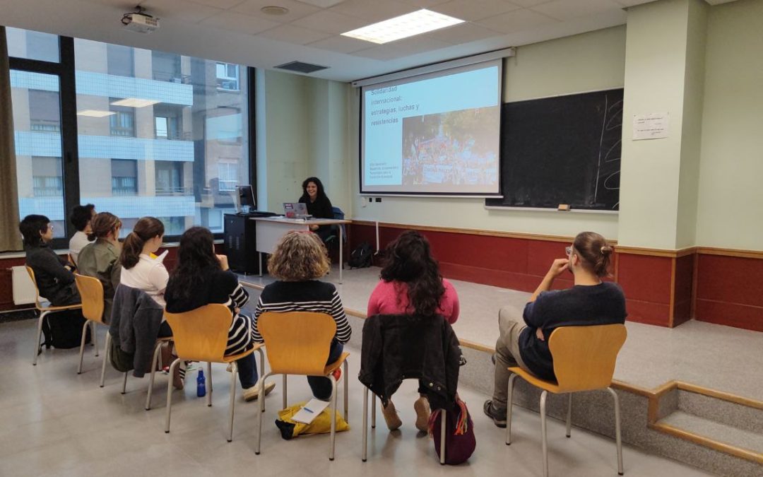 [CRÓNICA] Seminario: sesión sobre bioconstrucción y soberanía alimentaria, y solidaridad internacional