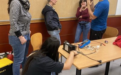 [KRONIKA: Guk Geuk Egin] Taller de reparación de pequeños electrodoméstico